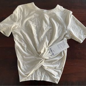 NWT lululemon crescent tee